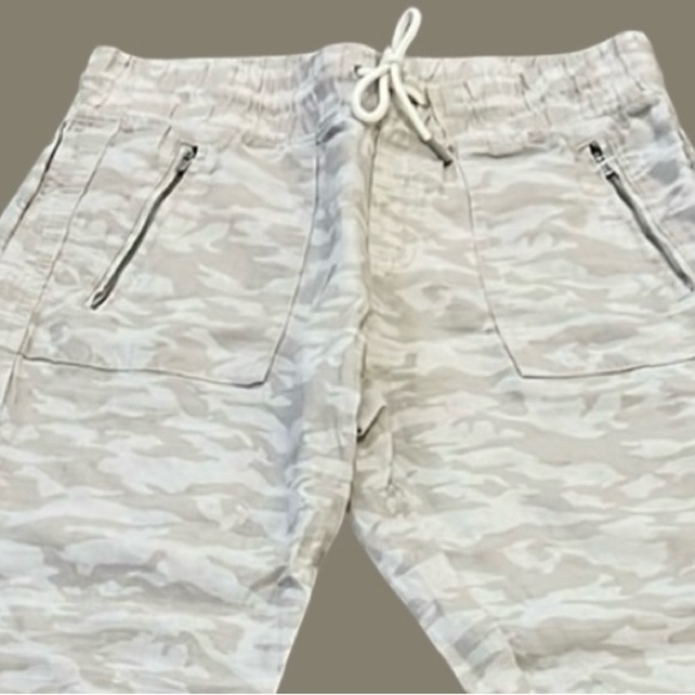 Athleta Light Gray Camo Jogger Pants - Picture 3 of 16